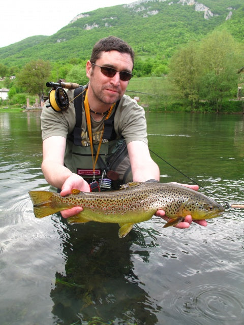 L'incontournable MHX F905-4 par Ed : Excellence et précision