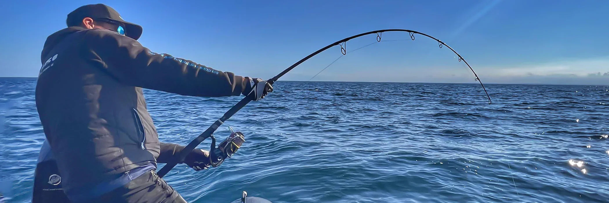 Cannes à pêche pour le Requin